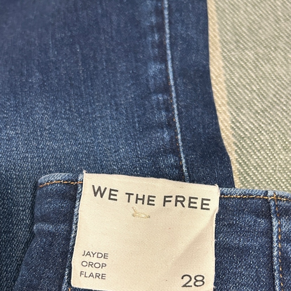 We The Free - Jayde Crop Flare - Dark Blue High-Rise Flare Jeans - Picture 7 of 8